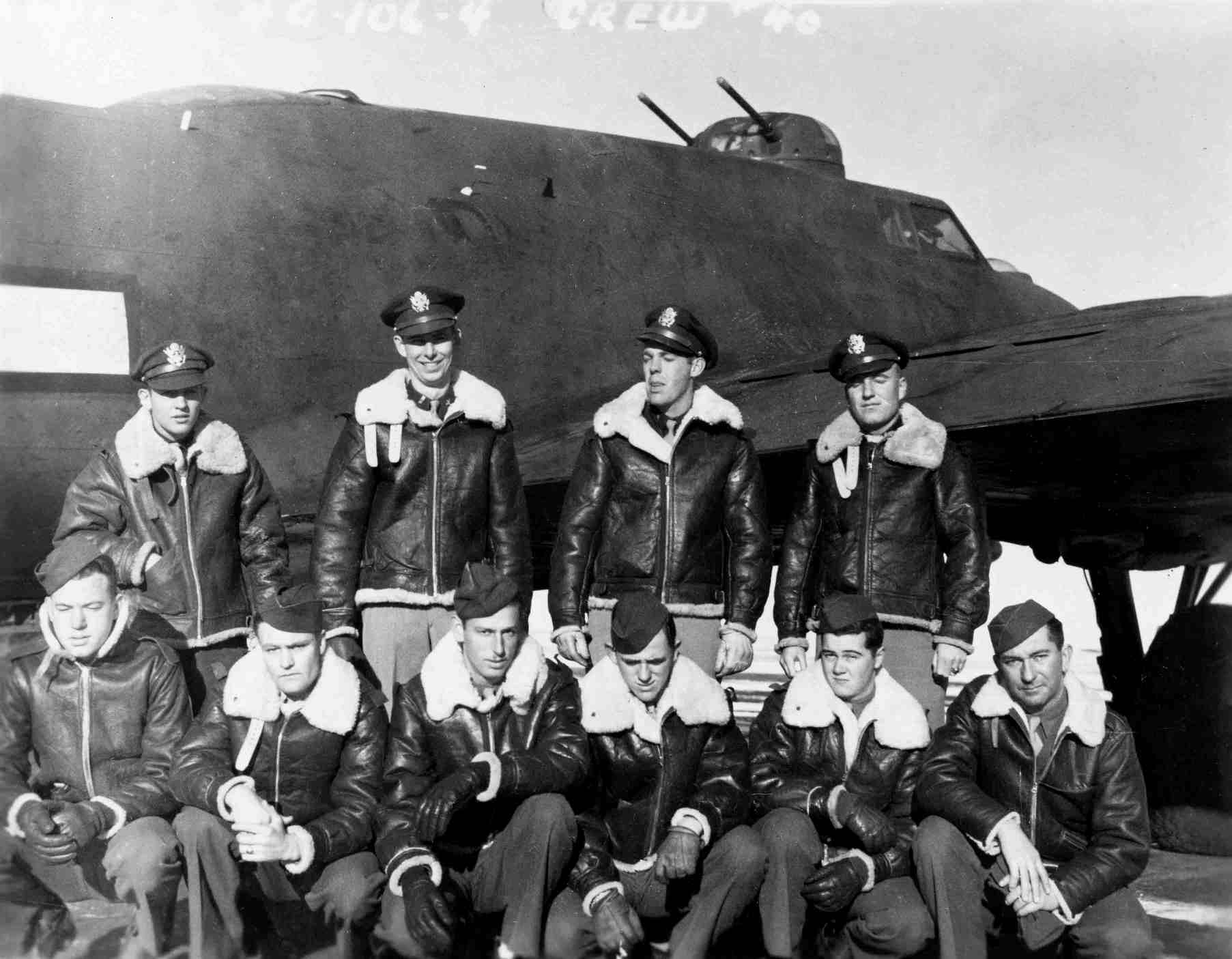 Jerald Davis' Crew - 601st Squadron - February 1944 - Training